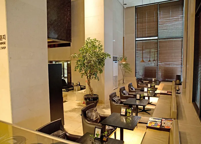 Hotel The Riverside 3*